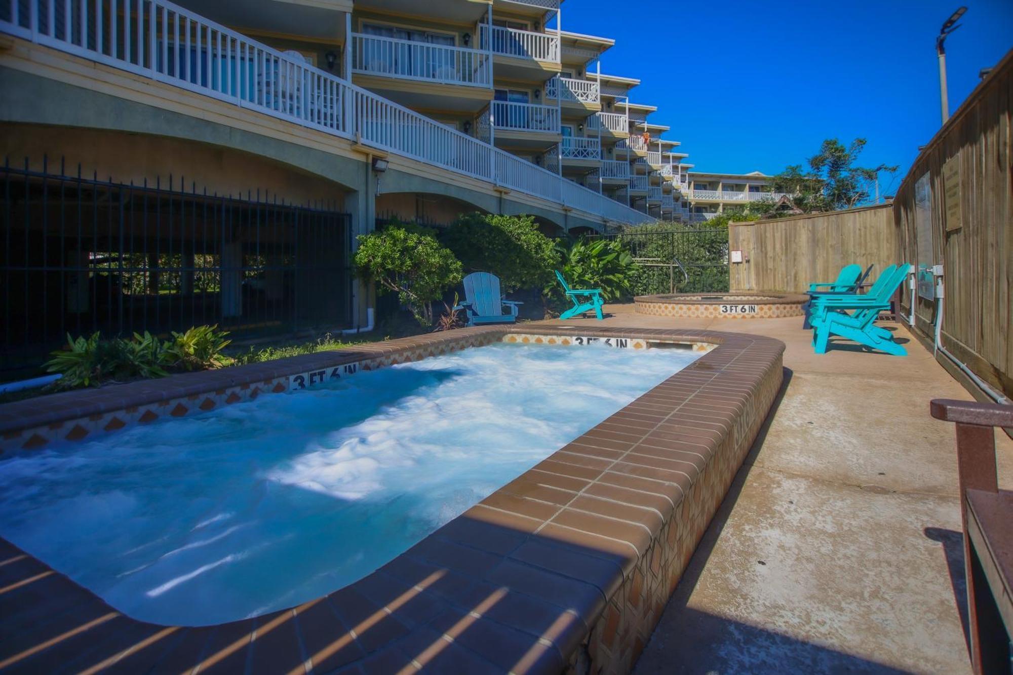 Sea-Renity Heated Pools Steps To The Beach Galveston Exteriör bild